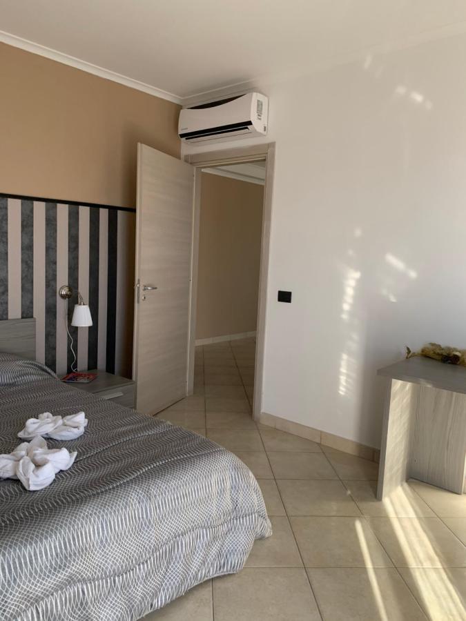 Raggio Di Sole Aparthotel San Cesareo Luaran gambar